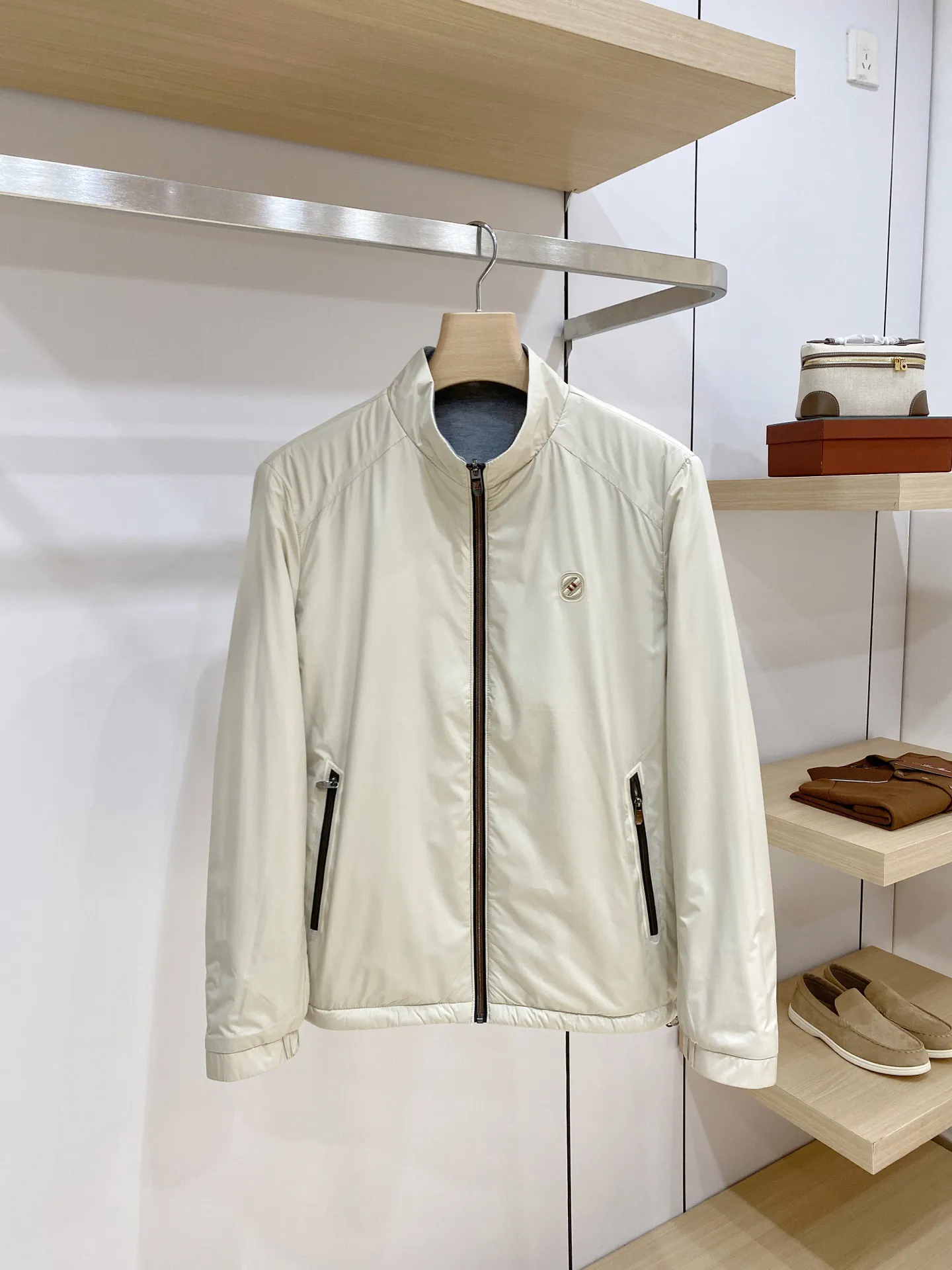 Zegna ：Classic ， ， H ， ， 。 ， ， 。 ： ， ， ， ； ， ， 。 ： ， ， ； ， 。 ， ， Premium ， 。 ： /Black/ /Cream White ， ， ， 。 Sizes：M-4XL